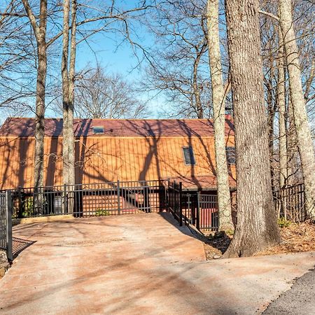 Pine Needle By Avantstay Log Cabin W Gorgeous Views Hot Tub Patio Pool Table แกตลิงเบิร์ก ภายนอก รูปภาพ